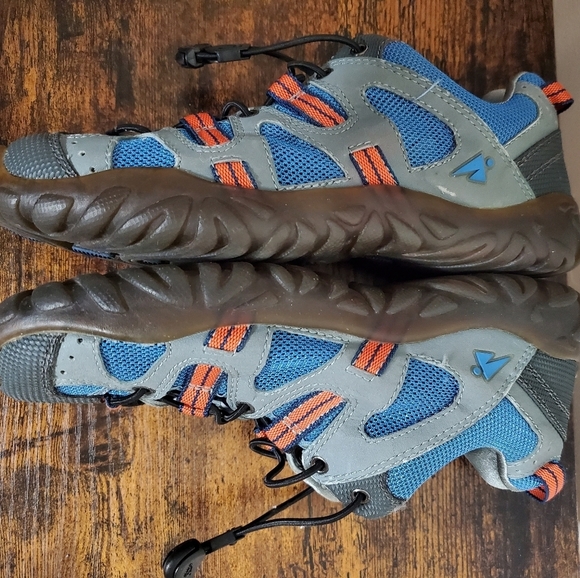 Eastern Mountain Sports Womens Hiking shoes size 7. - Picture 11 of 12